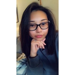 Meet your Posher, Stella